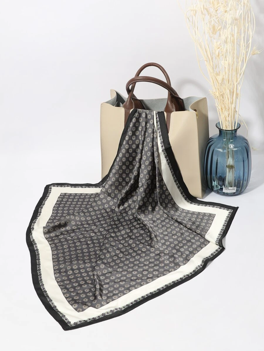 Round Print Bandana - Black - View 1