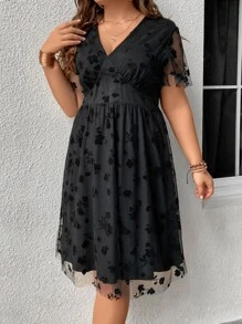 SHEIN LUNE Plus Floral Mesh Overlay Butterfly Sleeve Dress - Black - View 1