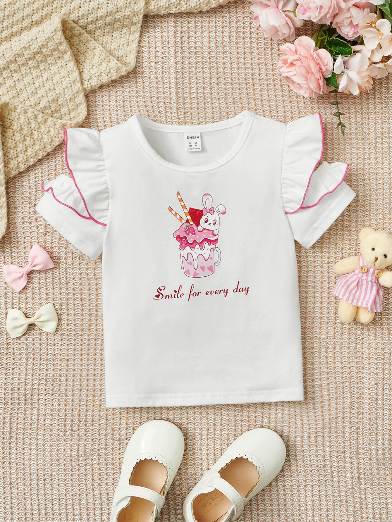 SHEIN Toddler Girls Cartoon & Slogan Graphic Ruffle Trim Tee - White - View 1