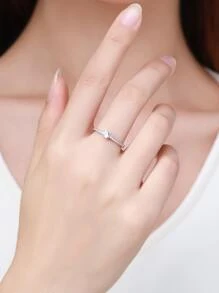 MODIAN 925纯银简约圆形立方氧化锆戒指，经典婚礼首饰，适合女性和女孩，精致珠宝礼品 - 銀色 - 查看 3