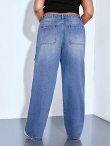 SHEIN Plus Flap Pocket Cargo Jeans - Medium Wash - View 3
