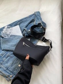 Bolso hobo con parche de letra con cadena - Negro - Ver 2