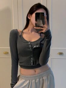 DAZY Camiseta corta con botones delanteros y top tipo camiseta de tirantes, ropa de otoño