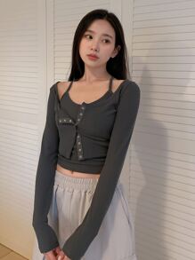 DAZY Camiseta corta con botones delanteros y top tipo camiseta de tirantes, ropa de otoño