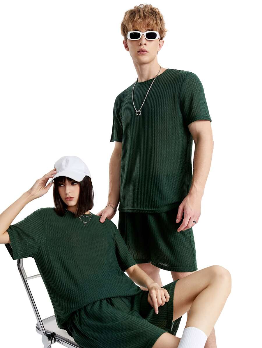 Manfinity Men Solid Tee & Shorts - Dark Green - View 1