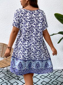 SHEIN Holidaya Plus Floral Print Scoop Neck Dress - Blue and White - View 2
