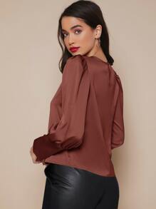 SHEIN Privé Top de satén de manga farol de puño con botón - Marrón Chocolate - Ver 2