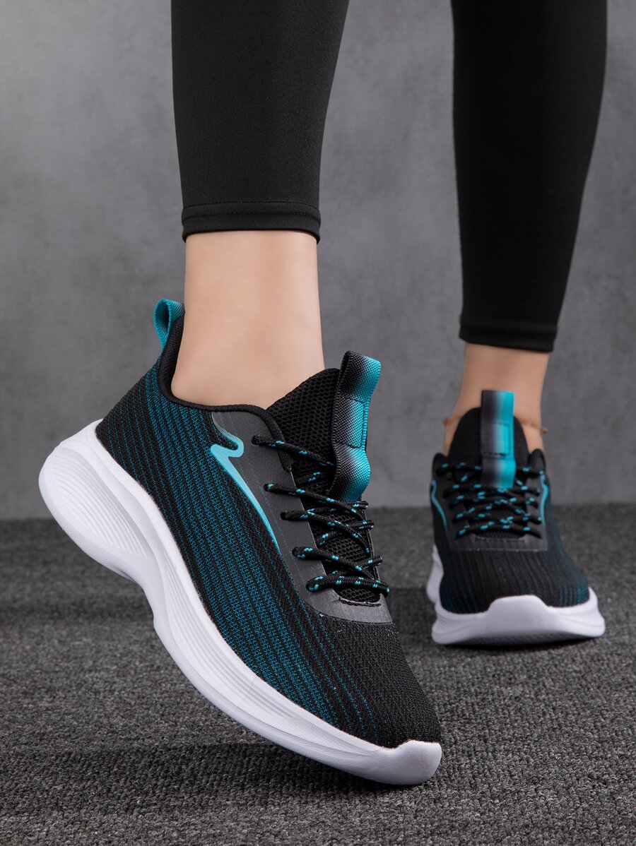 女士双色贴片装饰系带前运动鞋，非常适合瑜伽圆头运动跑步鞋