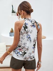 SHEIN Clasi 印花吊脖襯衫和紐扣細節短褲 - 彩色 - 查看 2