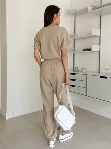 DAZY Bộ đồ thể thao nữ áo thun tay lửng Dolman trơn và quần nỉ - Màu Khaki - Xem 2