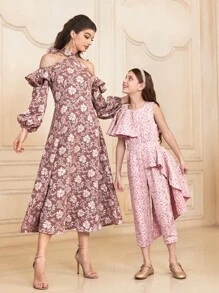 Modelyn 1pc Floral Print Cold Shoulder Ruffle Trim Dress - Multicolor - View 3