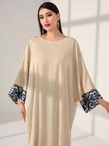 Al Najma Geo Print Batwing Sleeve Kaftan - Apricot - View 3