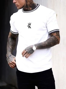 Manfinity Homme 男士皇冠和字母图案短袖 T 恤，适合外出、送给朋友 - 白色 - 查看 1