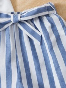 SHEIN Tween Girl Cartoon Graphic Bow Front Tee & Striped Shorts - Blue and White - View 3