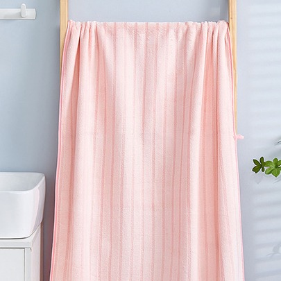 1pc Striped Pattern Bath Towel