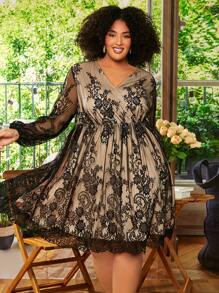 SHEIN CURVE+ Plus Surplice Neck Lace Overlay Dress - Multicolor - View 1