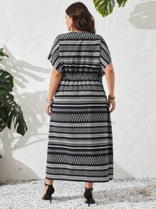 EMERY ROSE Plus Geo Print Batwing Sleeve Knot Front Dress - Black and White - View 4