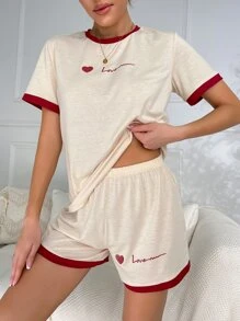 Conjunto de pijama con estampado de corazón y letra ribete en contraste - Beis - Ver 3