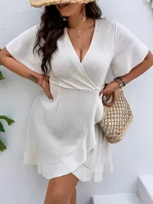 SHEIN Clasi 大碼蝴蝶袖荷葉邊圍裹連衣裙 - 米色 - 查看 6