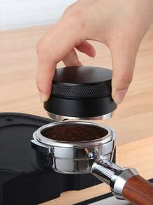 1 个咖啡压粉器，底座直径分别为 51 毫米、53 毫米和 58 毫米 回到学校