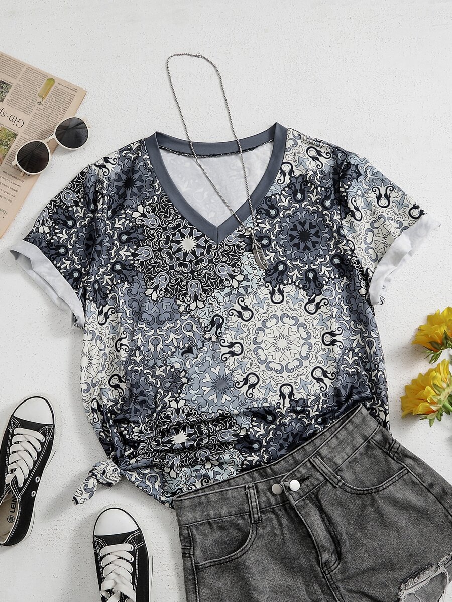 SHEIN LUNE Plus Mandala Print V Neck Tee - Multicolor - View 1