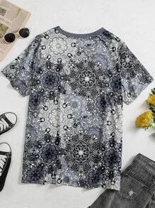 SHEIN LUNE Plus Mandala Print V Neck Tee - Multicolor - View 2