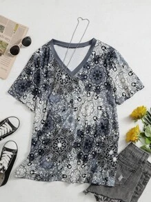 SHEIN LUNE Plus Mandala Print V Neck Tee - Multicolor - View 6