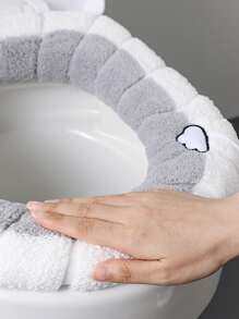 1 tấm bọc ghế vệ sinh mờ thêu đám mây - trắng - Xem 4