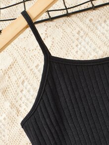 SHEIN 女孩條紋針織吊帶上衣和印花荷葉邊半身裙