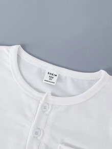 小男童補丁貼口袋T恤和短褲 - 彩色 - 查看 4