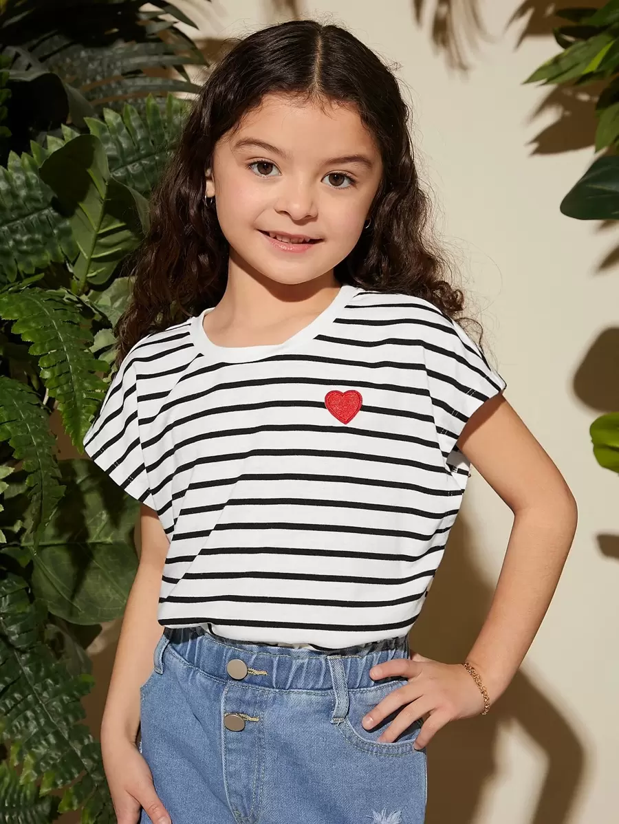 SHEIN Tween Girl Striped & Heart Print Batwing Sleeve Tee - Black and White - View 1