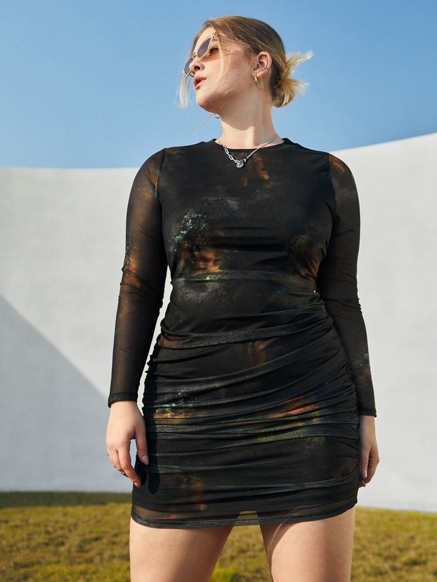 SHEIN Privé Plus Size Tie Dye Ruched Bodycon Dress - Multicolor - View 1