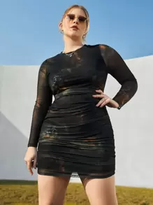 SHEIN Privé Plus Size Tie Dye Ruched Bodycon Dress - Multicolor - View 3