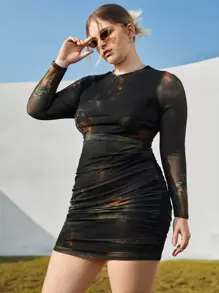 SHEIN Privé Plus Size Tie Dye Ruched Bodycon Dress - Multicolor - View 5