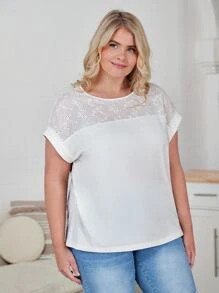 SHEIN LUNE 大碼蕾絲拼接肩部蝙蝠袖T恤 - 白色 - 查看 2