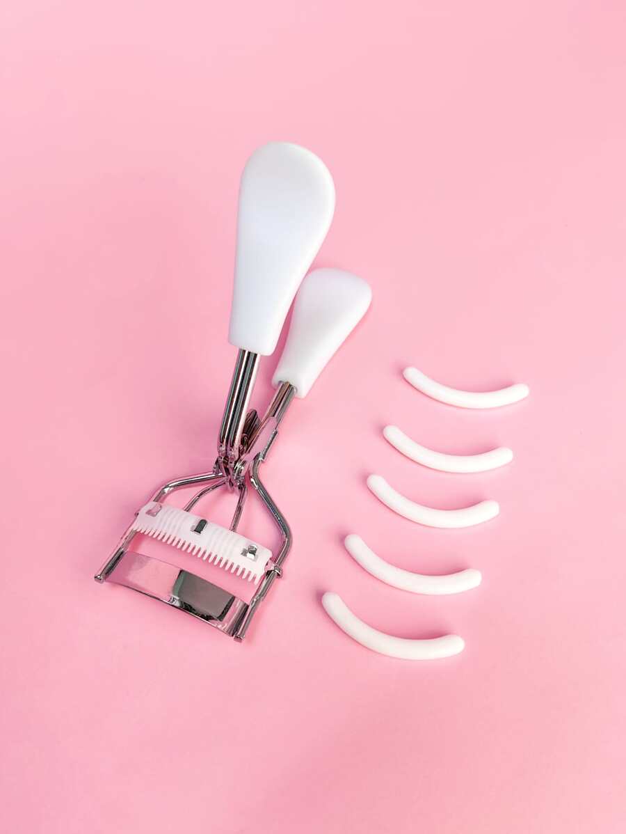 1入組睫毛夾和5入組替換裝帶睫毛梳化妝工具耐用睫毛夾適合通用眼睛形狀輕鬆安全地獲得持久捲曲 - 白色 - 查看 1