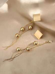 Geometric Decor Earrings - Yellow Gold - View 4