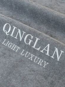 1pc Letter Graphic Sofa Towel - Grey - View 4