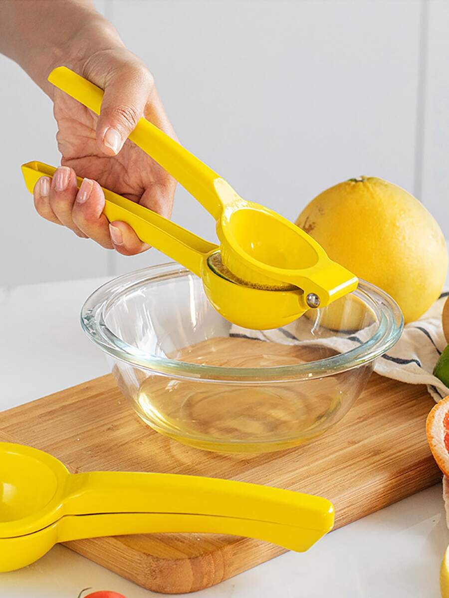 1pc Mini Plastic Hand Juicer, Minimalist Yellow Manual Press Juicer For Kitchen - Yellow - View 1