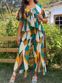 SHEIN Holidaya 大碼幾何印花前打結花邊下擺上衣和高衩闊腿褲 - 彩色 - 查看 1