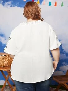 SHEIN CURVE+ Plus Floral Embroidery Puff Sleeve Blouse - White - View 2