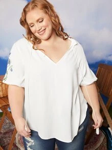 SHEIN CURVE+ Plus Floral Embroidery Puff Sleeve Blouse - White - View 5
