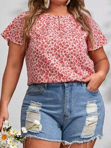 SHEIN VCAY Plus Ditsy Floral Print Keyhole Neck Butterfly Sleeve Blouse - Red and White - View 3