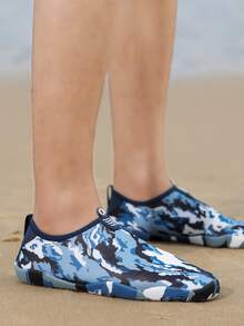 Camo Print Slip On Creek Socks - Blue - View 5