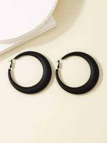 1對極簡黑色環形耳環,適用於秋冬季節 - 黑色 - 查看 2