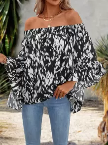 SHEIN Clasi Blusa con estampado de hombros descubiertos de manga con volante - Blanco y Negro - Ver 5