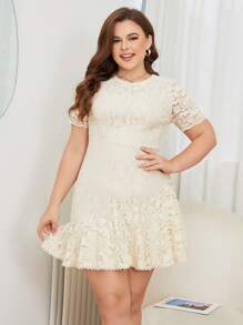 大碼荷葉邊蕾絲連衣裙 - 米色 - 查看 1