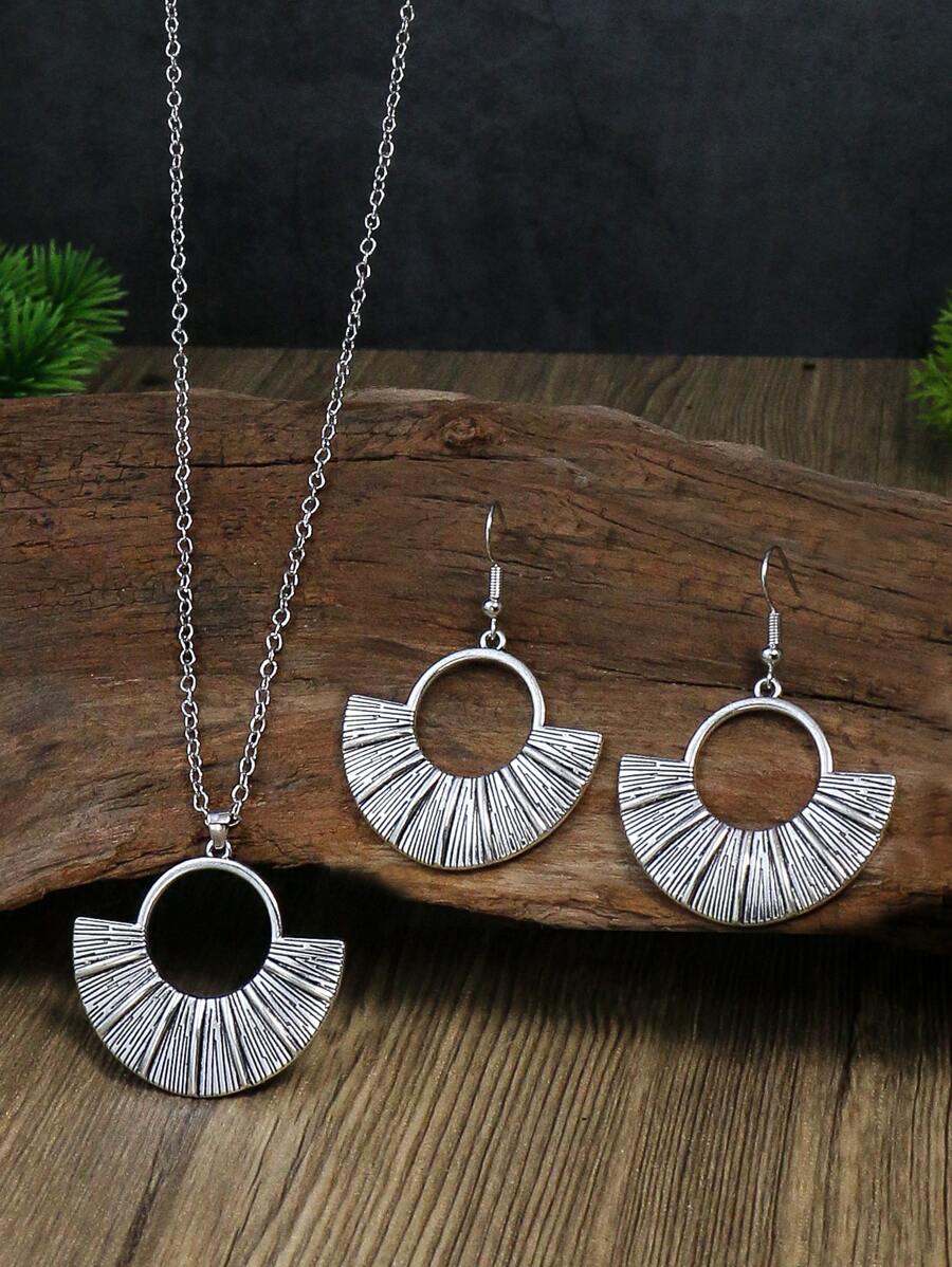 Set joya con textura de metal con diseño de sector