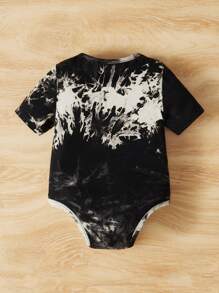 SHEIN 男嬰紮染字母圖案連體衣 - 白色 - 查看 2