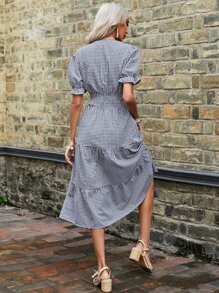 SHEIN VCAY Vestido con estampado de guingán de manga farol bajo con fruncido sin cinturón - Blanco y Negro - Ver 3